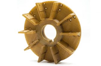 חלקים תעשייתיים של PEEK מודפסים בתלת מימד על ידי מדפסת תלת מימד של stratasys