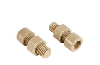 חריטה מדויקת של PEEK בצורת הברגה מיוחדת